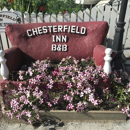 Chesterfield Inn Kelowna Buitenkant foto